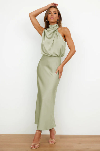 Valéria™ | Robe longue en satin avec décolleté dos nu