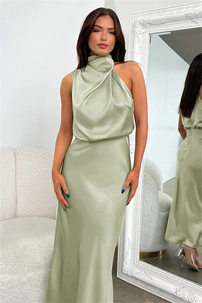 Valéria™ | Robe longue en satin avec décolleté dos nu