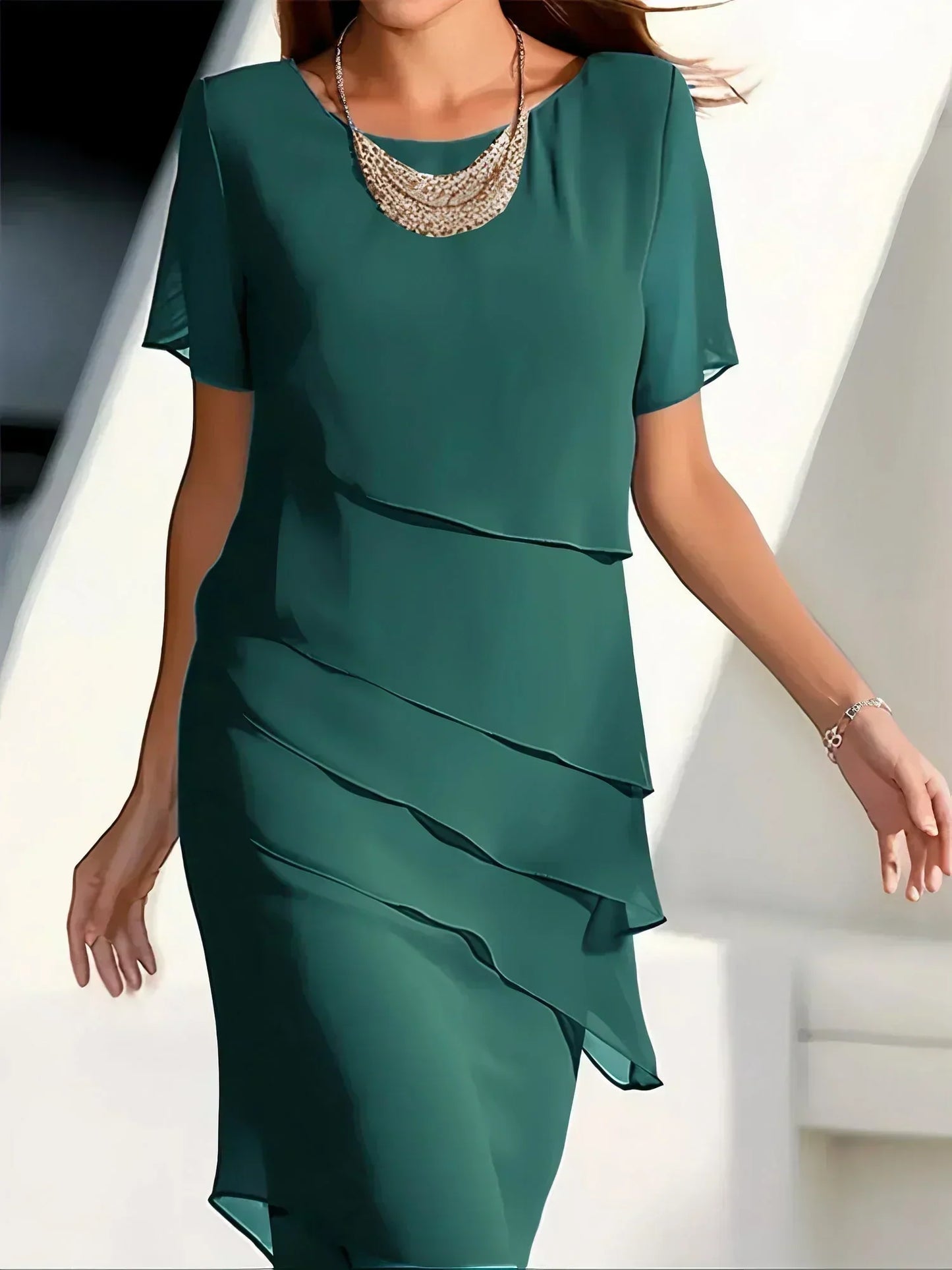 Eva - Robe élégante avec des couches