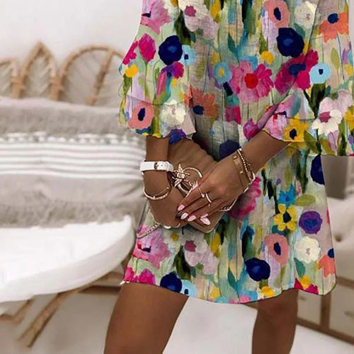 Mini-robe romantique à col en V et imprimé floral