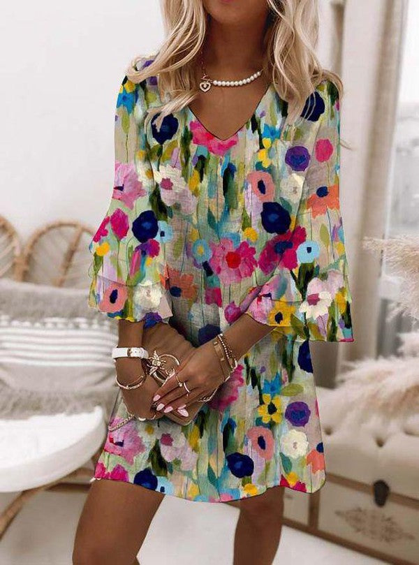 Mini-robe romantique à col en V et imprimé floral