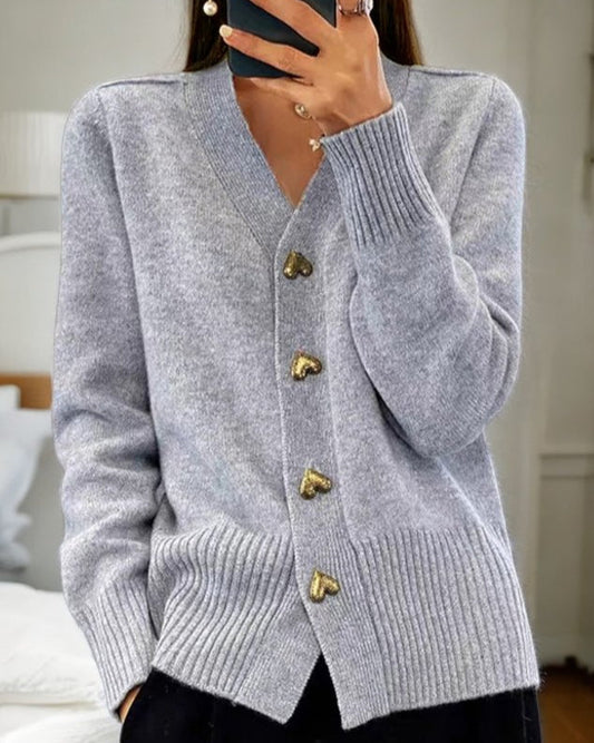 Birgit - Cardigan élégant avec boutons coeur